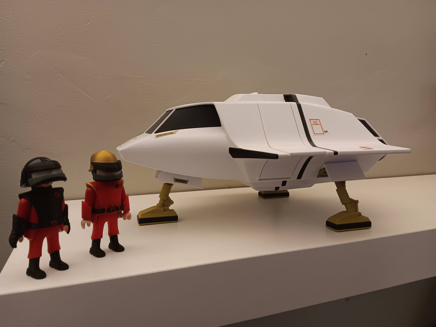 "V" Visitor Skyfighter