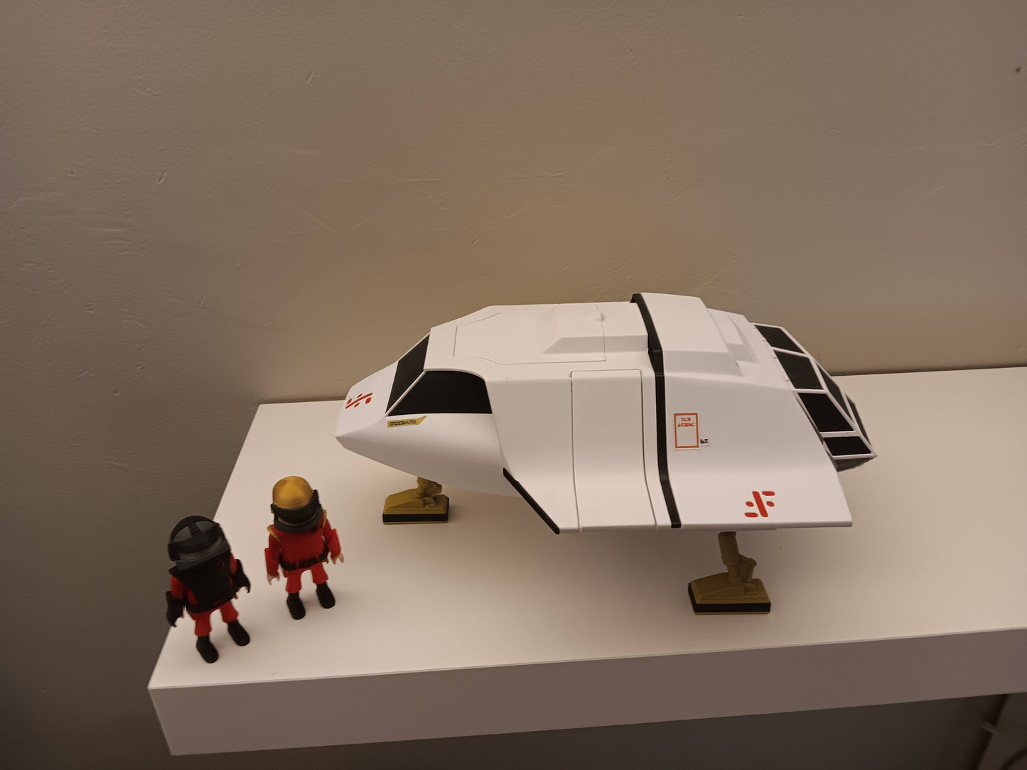 "V" Visitor Skyfighter